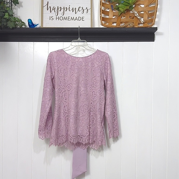 Like New Danity Jewells Lace Purple Top - Picture 1 of 7